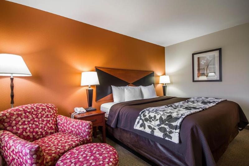 Mainstay Suites Madison - Monona Bagian luar foto