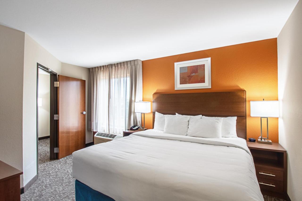 Mainstay Suites Madison - Monona Bagian luar foto