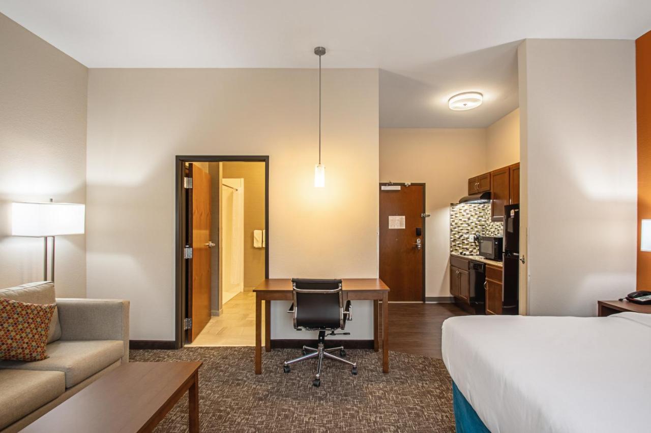 Mainstay Suites Madison - Monona Bagian luar foto